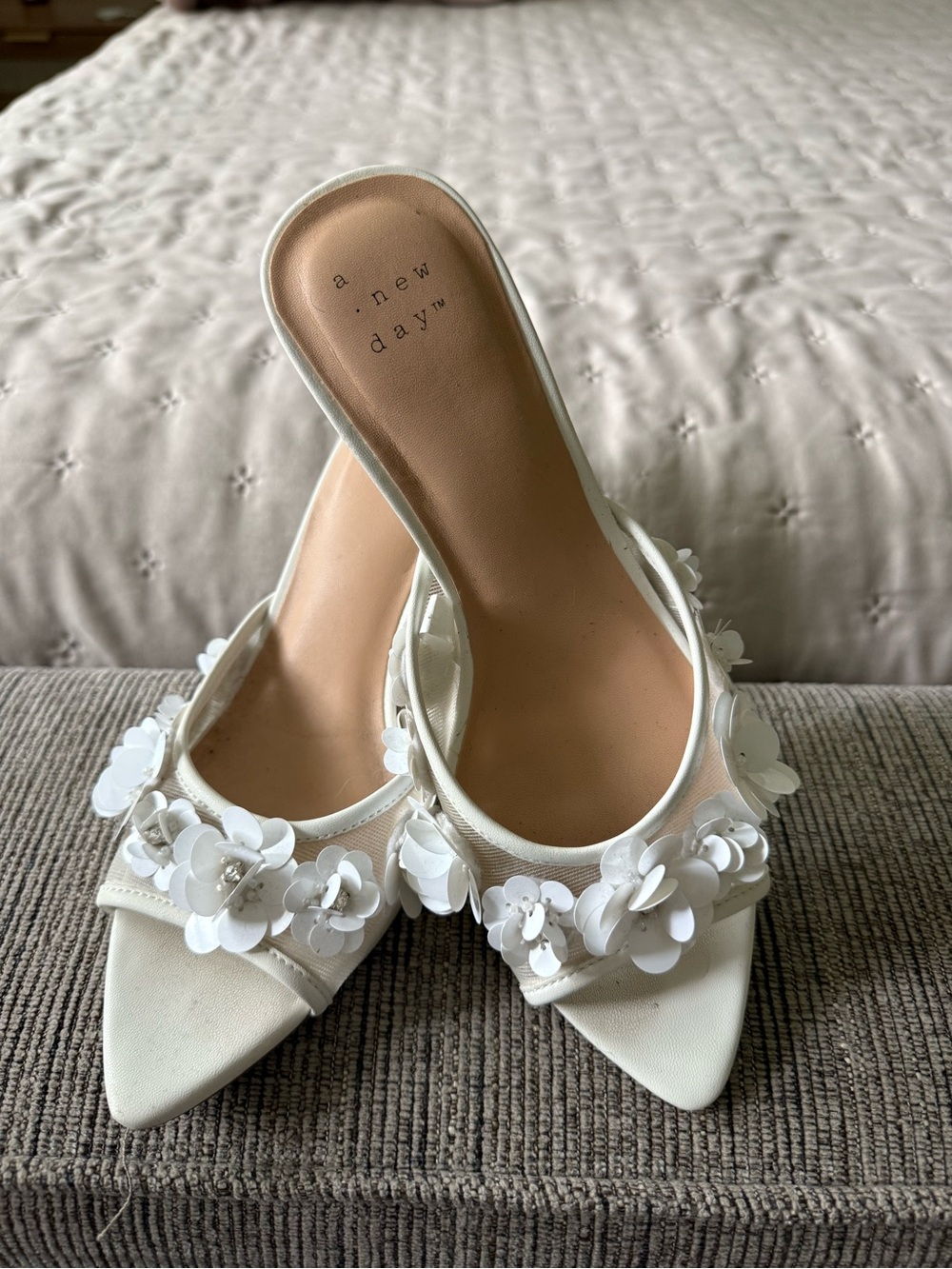 a new day White Floral Appliqué Pointed Toe Slide Sandals